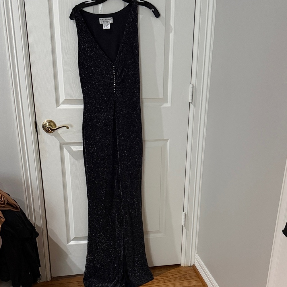 VINTAGE Papell Boutique Black Dress size 6 stretchy, black, silver metallic long